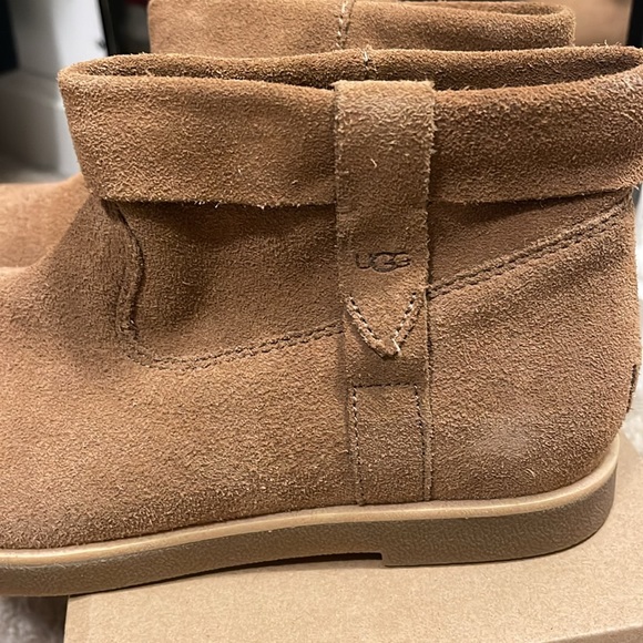 UGG Josefence cuff boots new - Picture 5 of 9